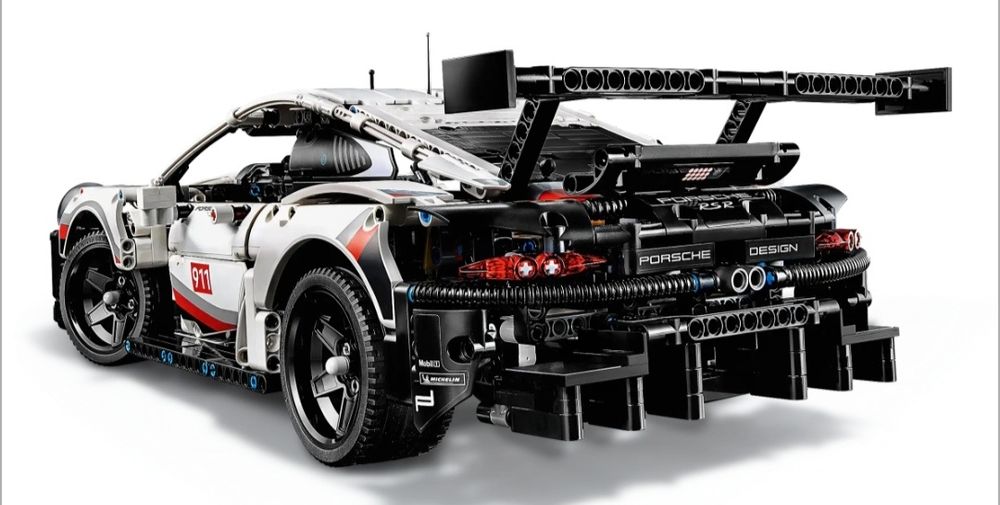 Lego Porsche 911 rsr