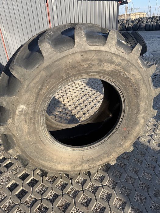 600/65r28 Firestone Maxi Traction