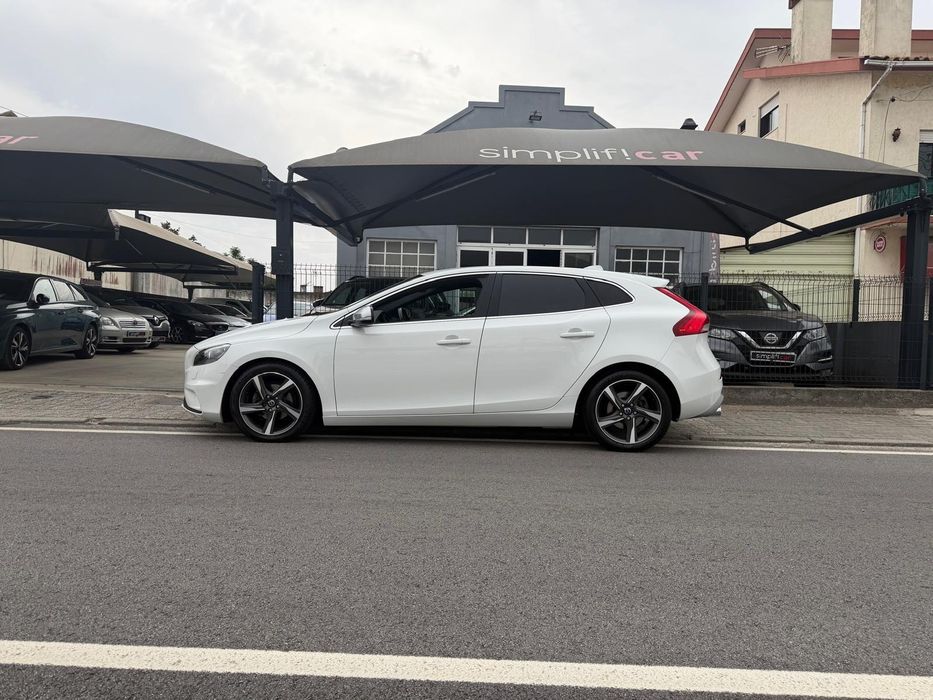 Volvo V40 1.6 d2 R-Design