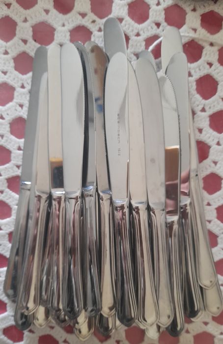 Talheres inox novos - 1€/uni