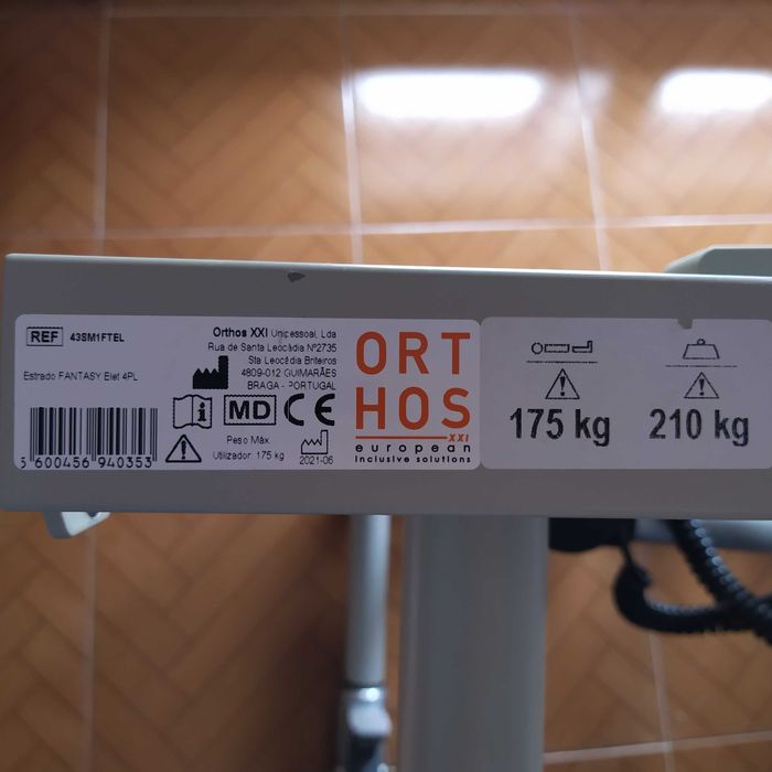 Cama eléctrica médica