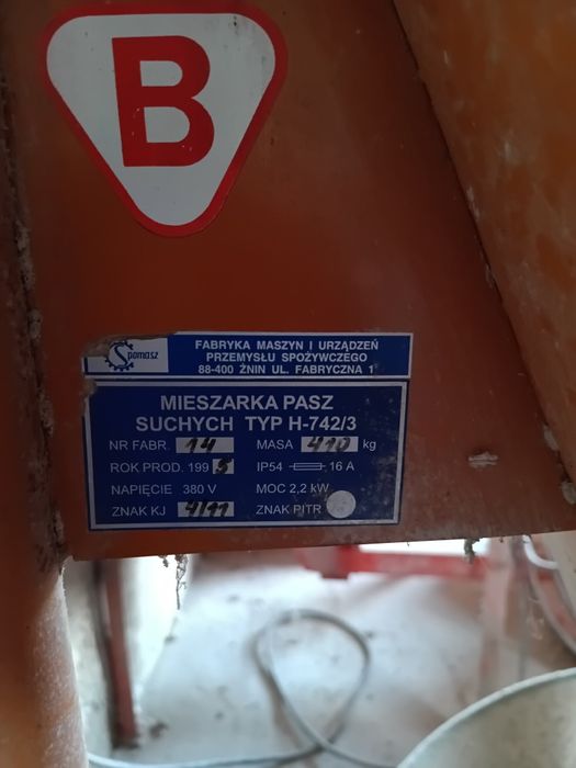 Mieszalnik + śrutownik.