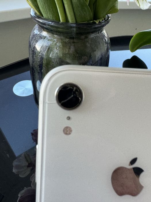 Iphone XR 64gb білий