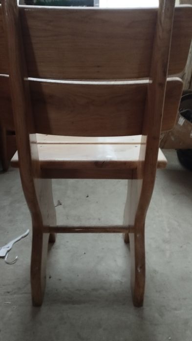 Продам столи дубові,лавки,крісла б/у,в хорошому стані.