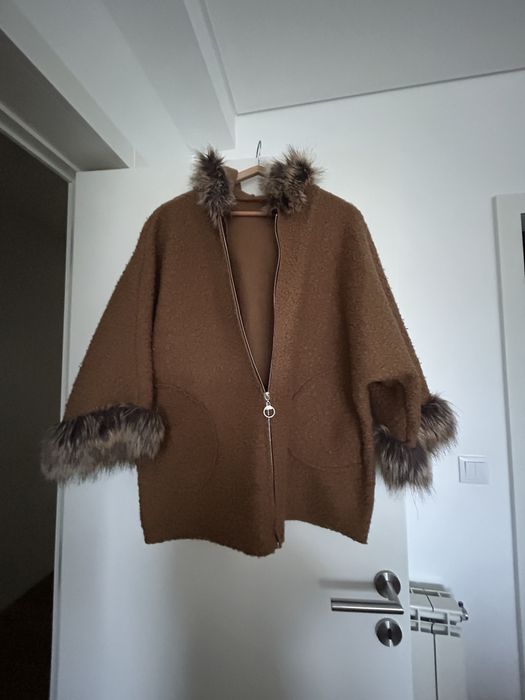 Poncho/capa com capuz