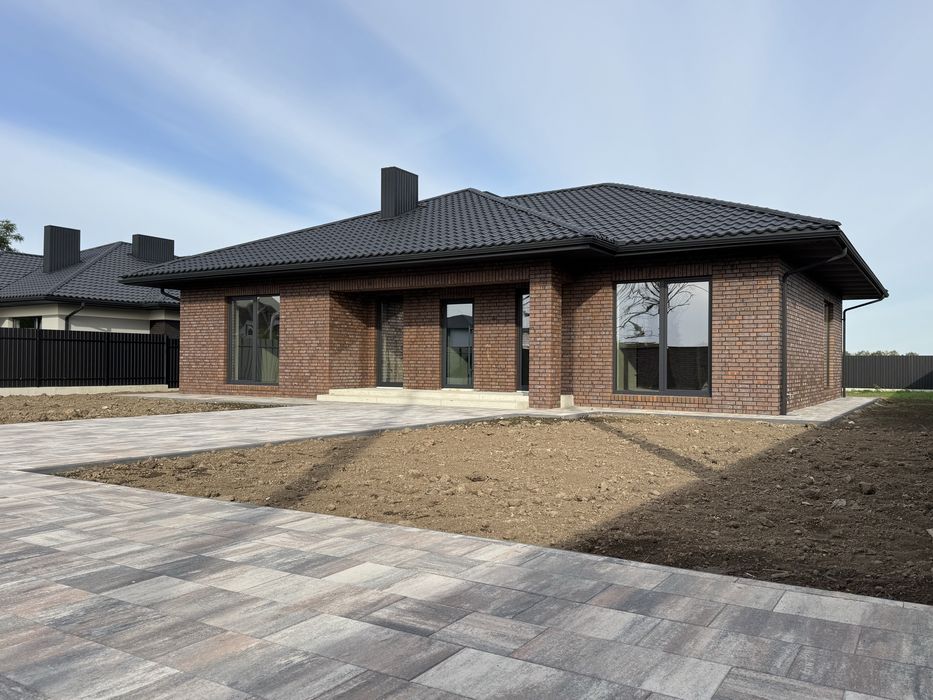 Елітний Будинок з клінкерної цегли  Луцьк- с.Тарасове