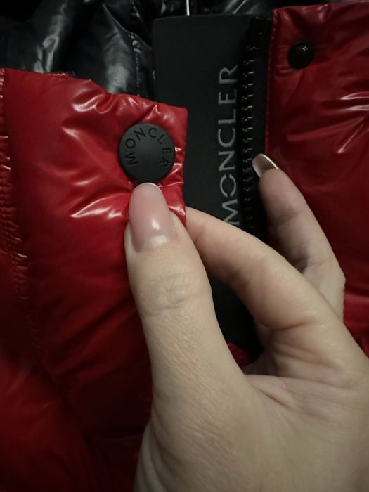 Жилетка MONCLER оригинал