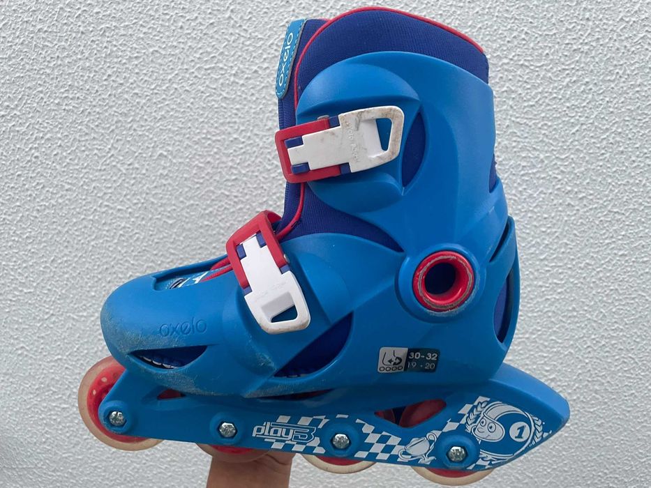 Patins em Linha Criança + Proteções + Capacete