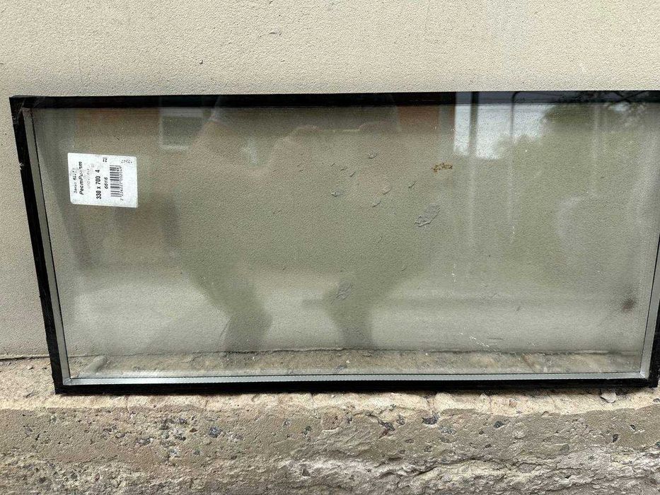 Продам двухкамерные глухие окна разных размеров.