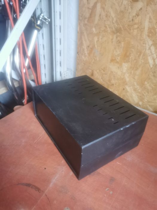 Zasilacz komputerowy Chieftec GPS 400AA 101A Obudowa.