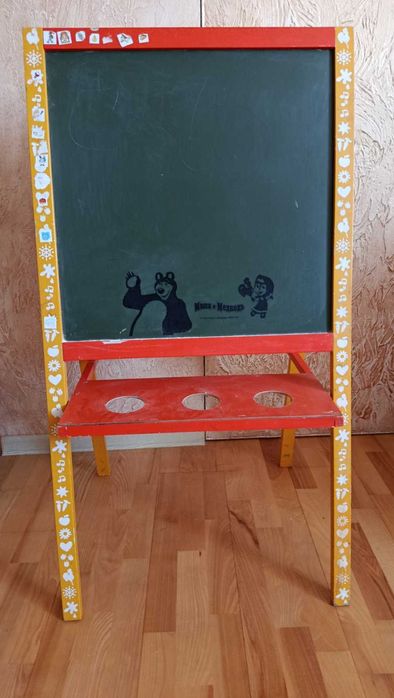 Детский мольберт для рисования