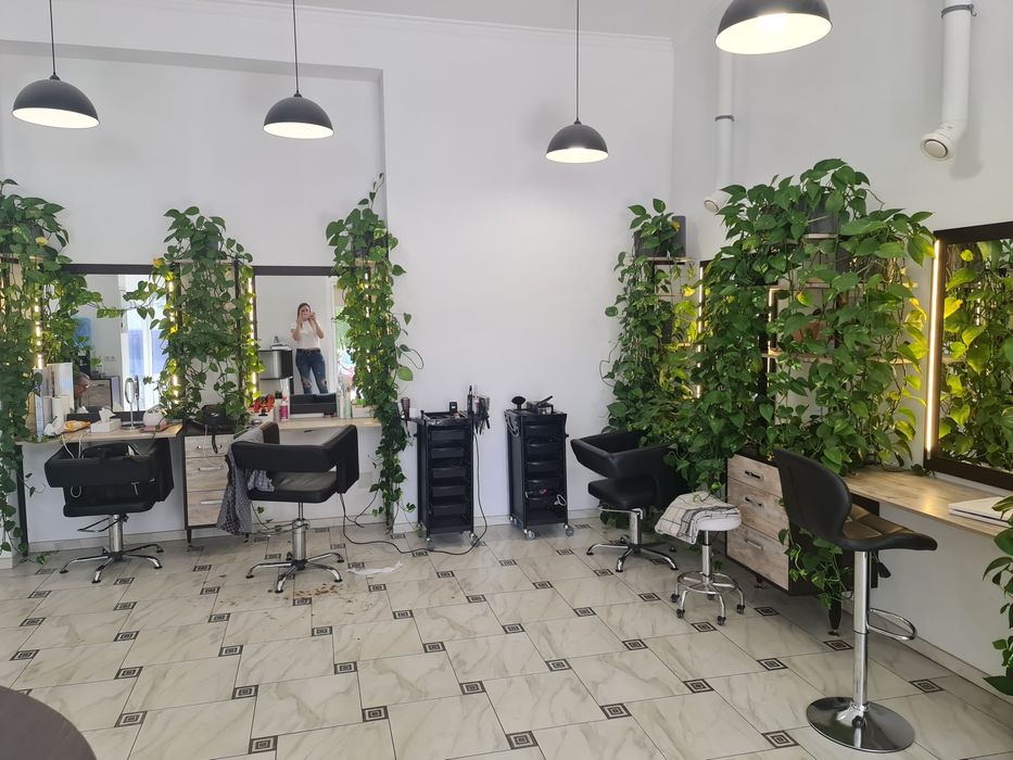 Здам в оренду крісло перукаря, бровіста, візажиста