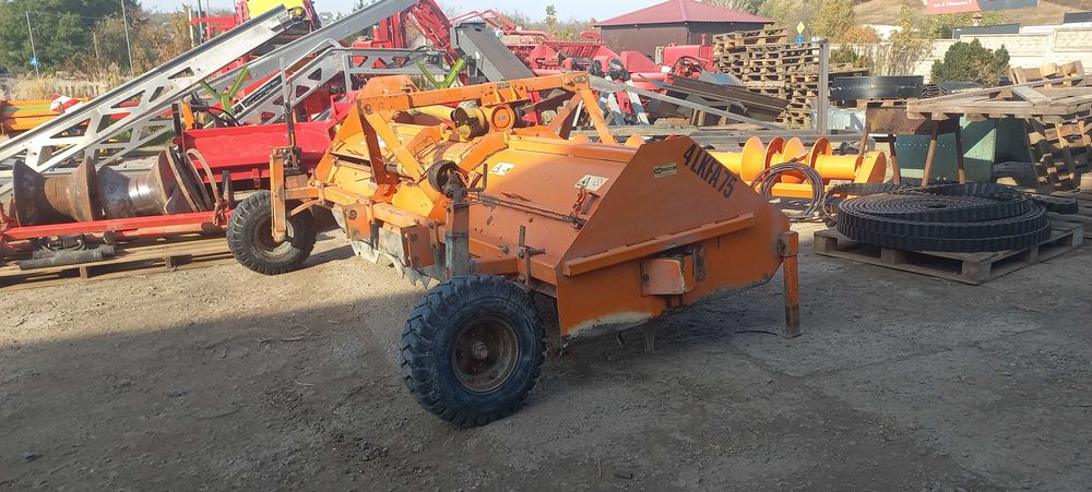 Гичкоподрібнювач ( ботвовидаляч ) для картоплі 4 ряда на 75 см STRUIK