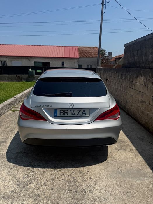 Mercedes-Benz CLA 200 — fotografia 3