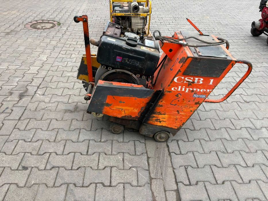 Samojezdna piła do asfaltu, betonu Norton CSB1 Clipper - silnik Hatz 1D81