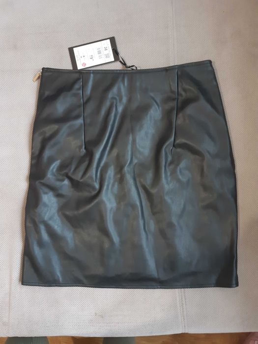 Spódniczka skórzana Nowa Mohito 36