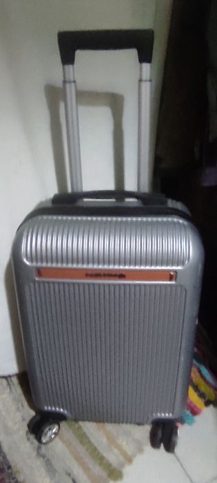 Mala de viagem com rodinhas