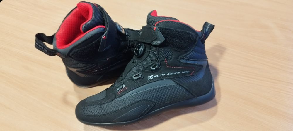 SHIMA EXO buty motocyklowe krótkie 43.