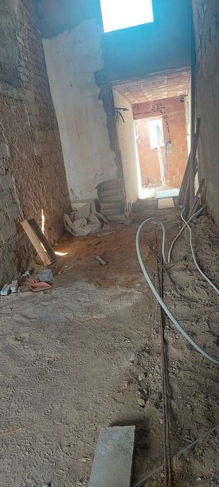 Moradia para reconstrução com projeto aprovado - Castro Verde