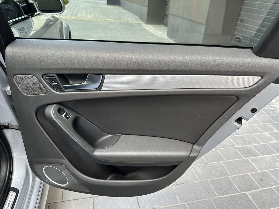 audi a4 allroud 2015