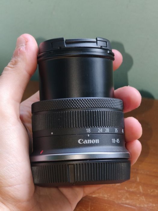 CANON RF-S 18-45mm F4.5-6.3 IS STM