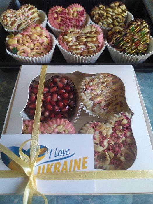 Сердечки з бельгійського шоколаду з натуральними додатками (Barry Cal)