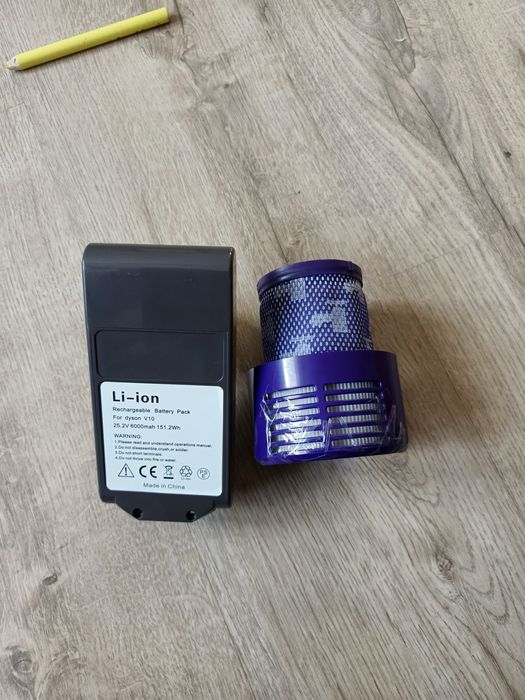 Bateria i filtr do odkurzacza Dyson