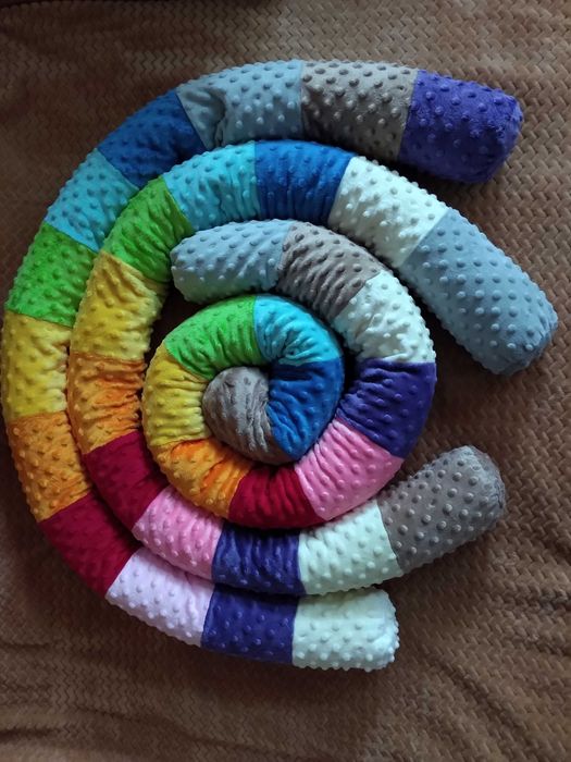 Handmade wałek pod drzwi okno stoper poduszka wąż - kolorowy minky