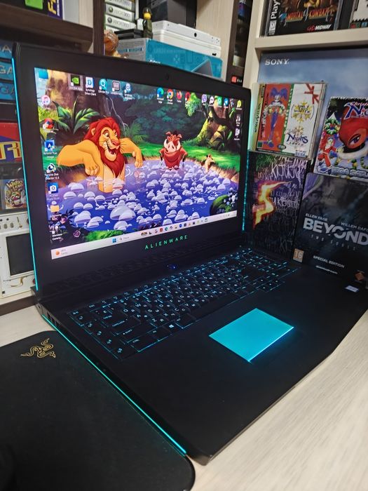 Ноутбук Alienware 17 r4 4k eкран 1070 16 gb ddr5 512 ssd