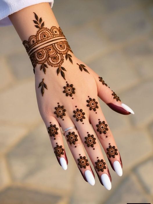 Henna design service