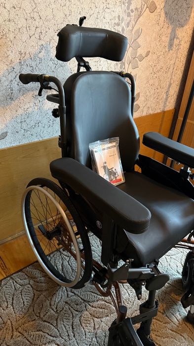 Wózek inwalidzki Vermeiren, Inovys II, jak nowy