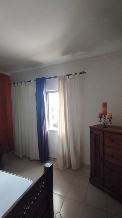 Quarto ao ano com WC privativo