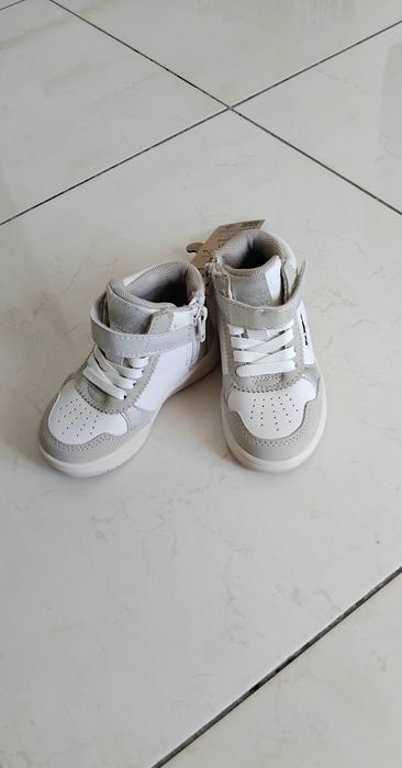 Buciki sportowe sneakersy rozm. 21