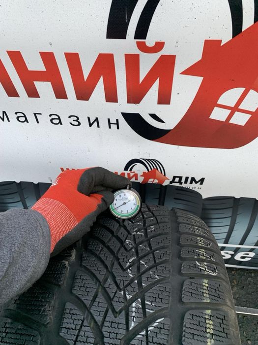 Шинa 1шт 255/40 R19 Dunlop 2023p зима 7,2мм