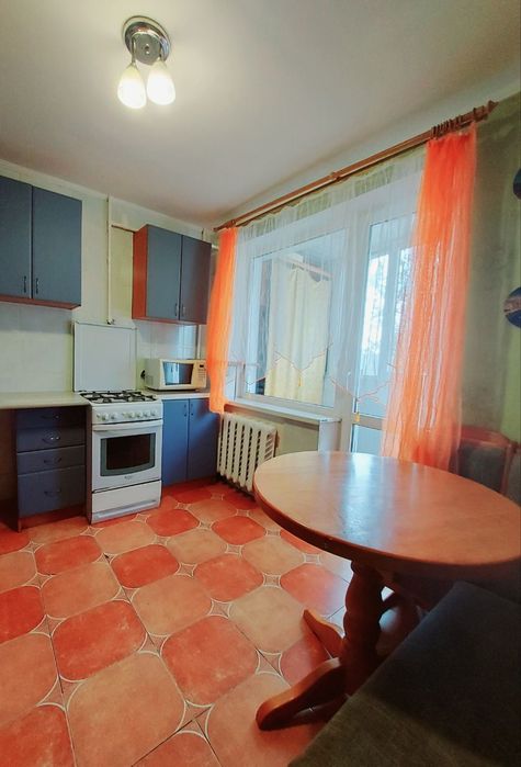 Оренда 2кім. квартира Якуба Коласа, 6д