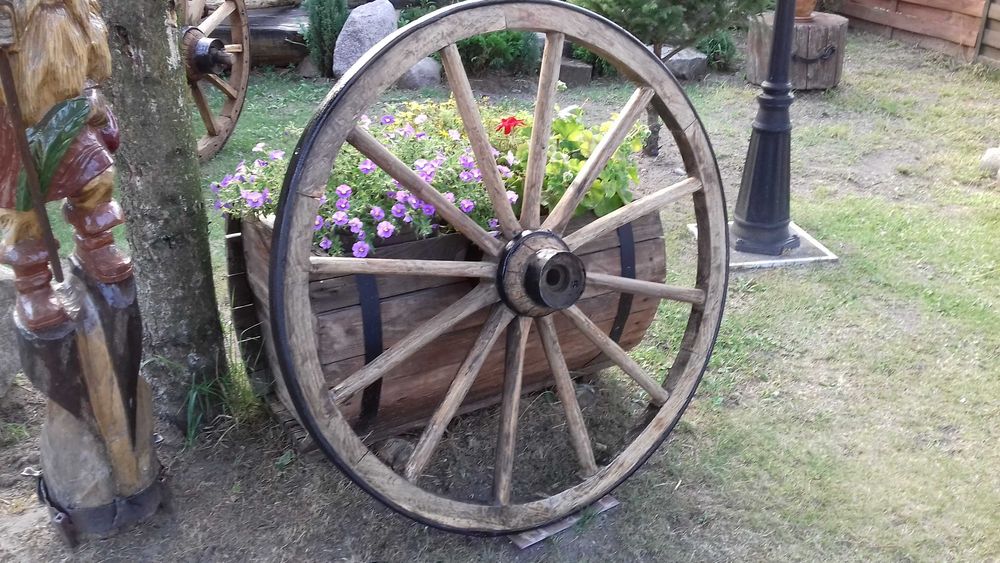 Stare  drewniane koło od wozu, bryczki. Duże 100 cm. stan B D B