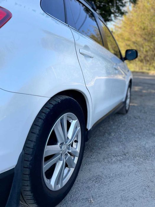 Автомобіль Mitsubishi ASX