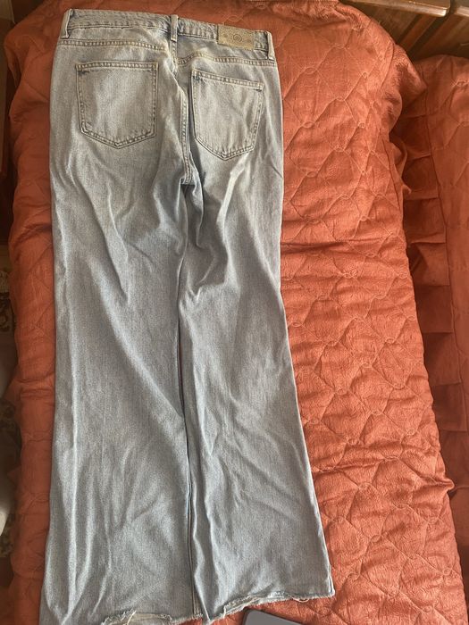 Світлі джинси zara
