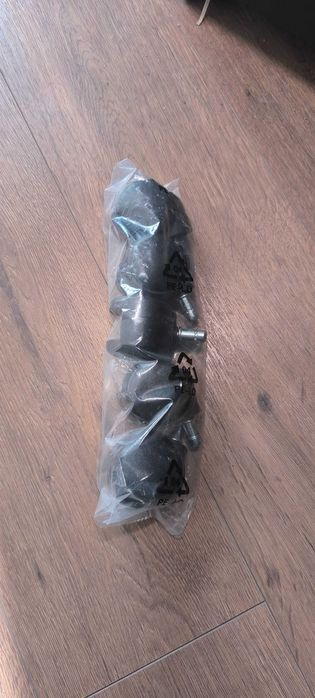 Nowe kółka od fotela krzesła biurowego Ergo Solid 70 Black (10.8x22)