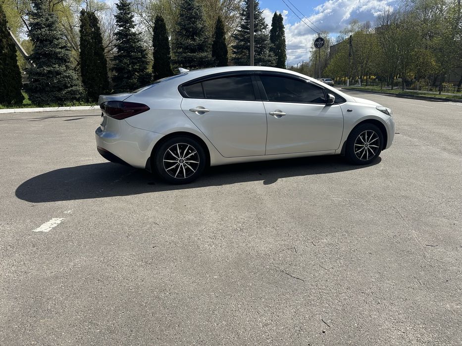 Kia Forte 2013 VIN KNAFK4A6XE5088044 фото оголошення 13 з 15