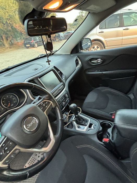 Jeep Cherokee kl