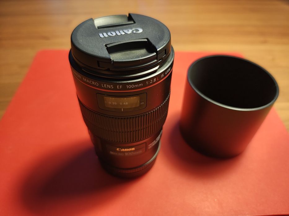 Canon EF 100mm 2.8 IS Macro