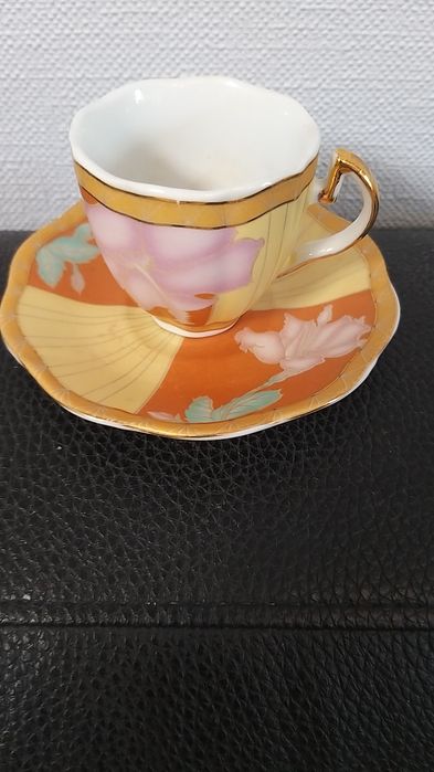 Кофейний сервіз чашки з блюдцями на 6 персон в коробці, Китай, б/в,