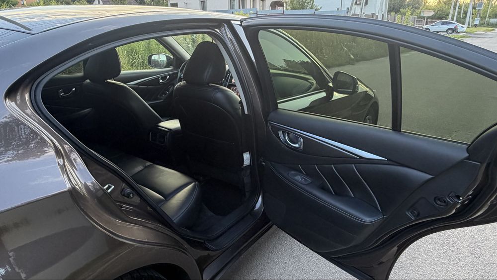 Infiniti Q50 2.0 t