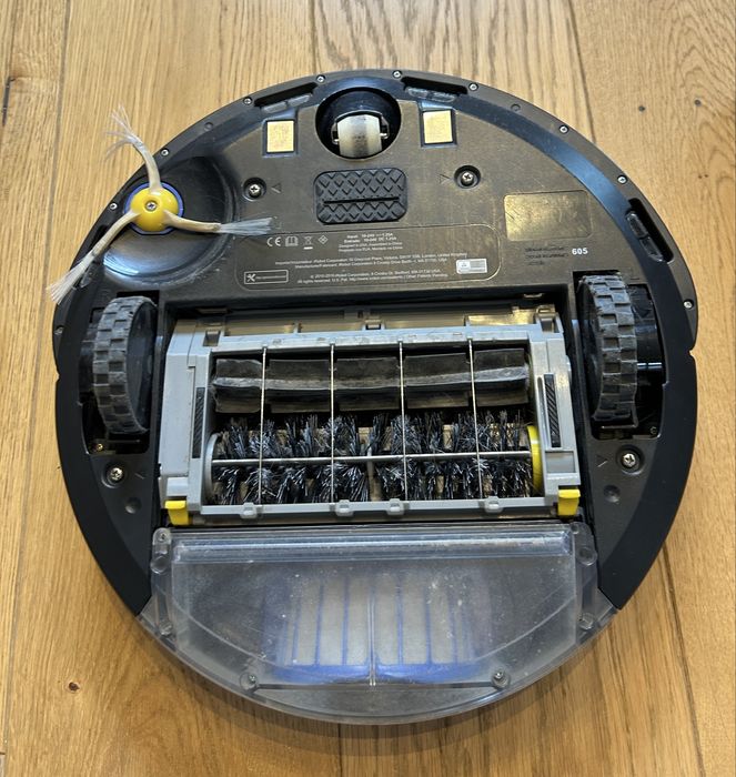 IRobot Roomba 605 i dodatkowa stacja dokująca