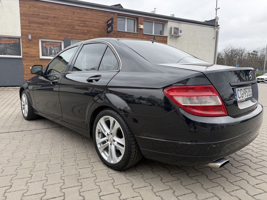 Mercedes C klasa 2007r LPG przebieg 347 tys