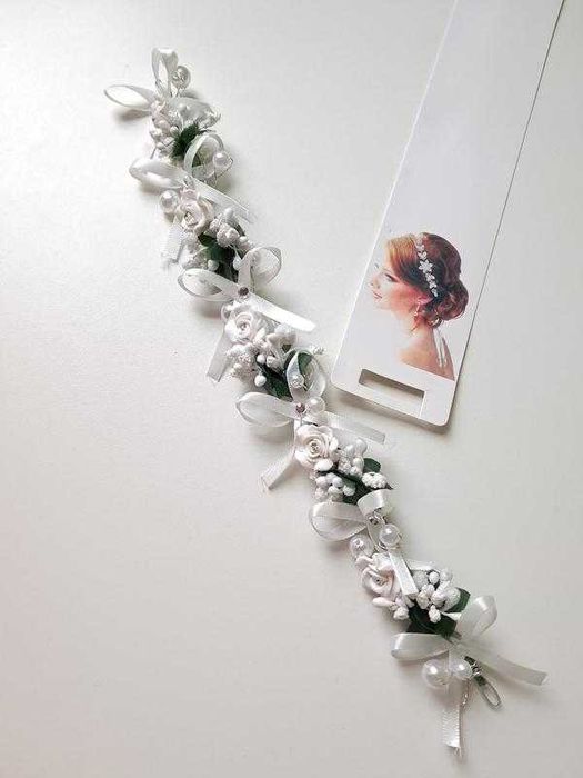 Діадема гнучка для волосся біли квіти