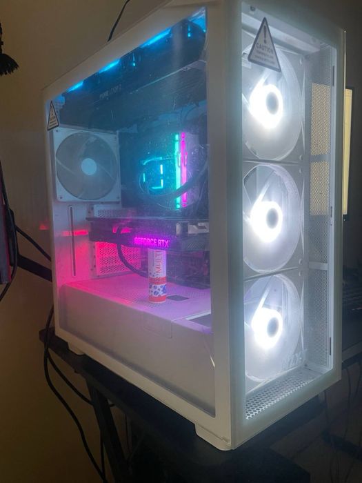 Pc gamingowy Rtx 4070 Amd ryzen 5 7600x