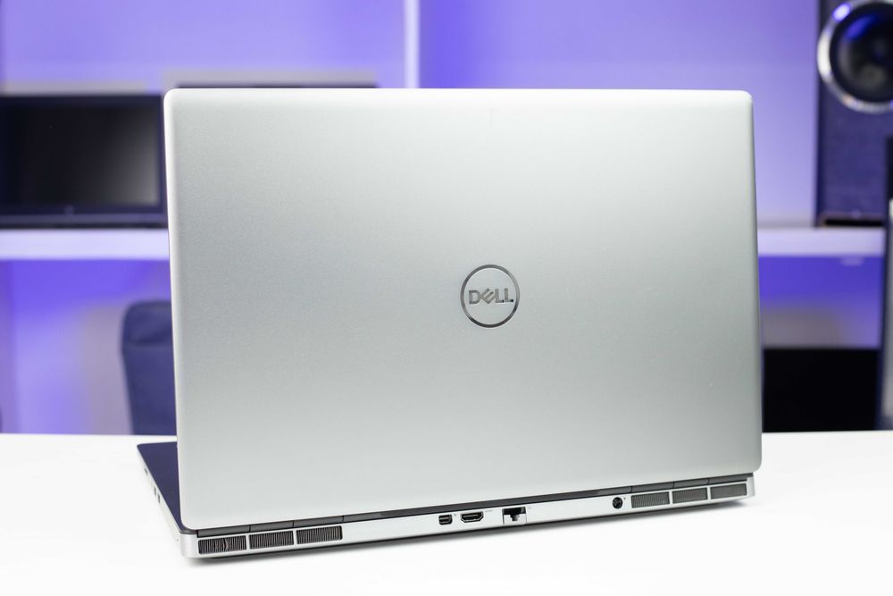 Dell Precision 7750 i7-10850H 32RAM 1Tb SSD RTX 3000 FHD 17,3”