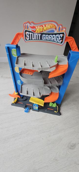 Garaż samochodowy Hot Wheels City GNL70
